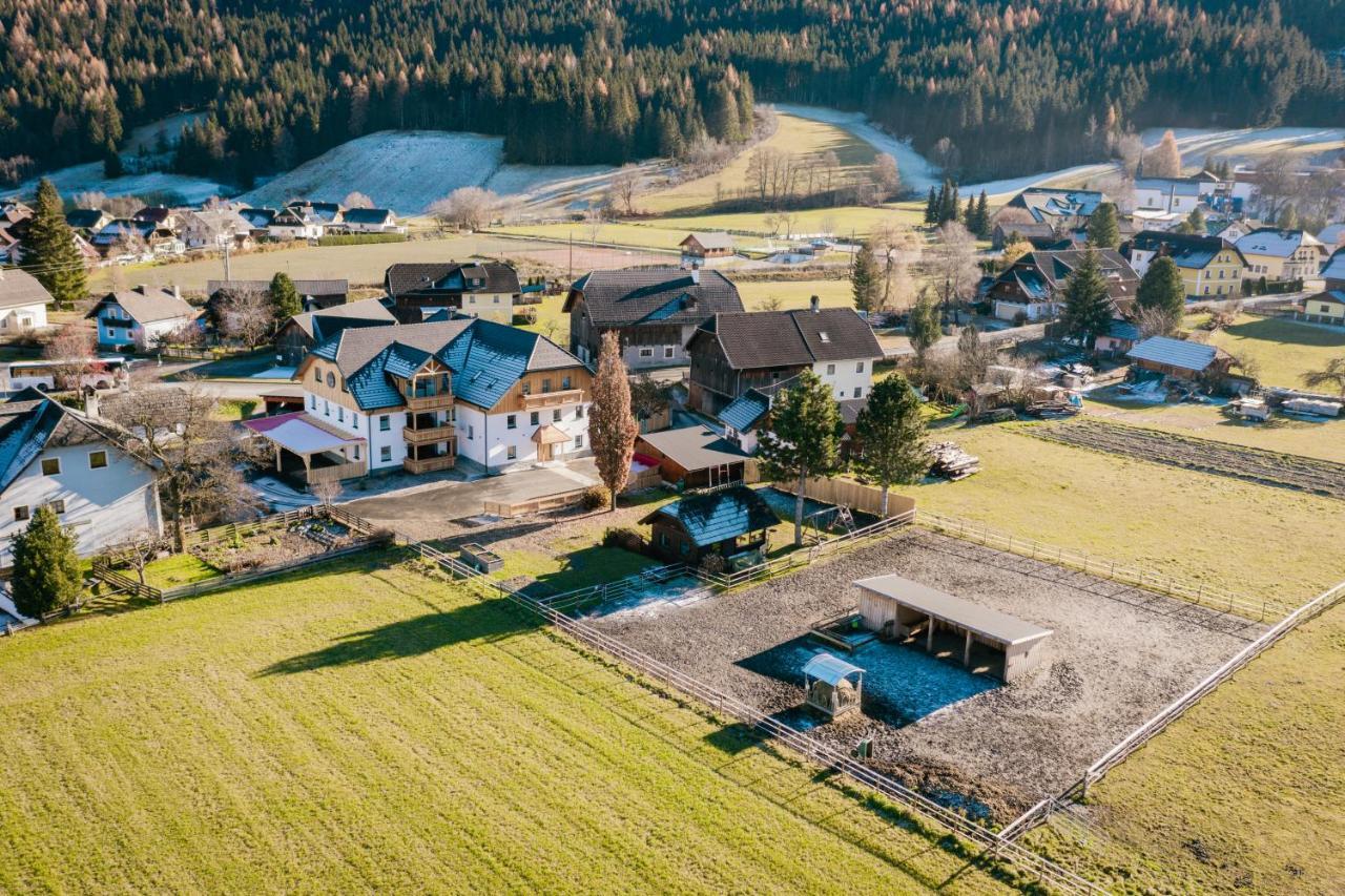 Landhaus Holzer Sankt Margarethen im Lungau Exterior photo